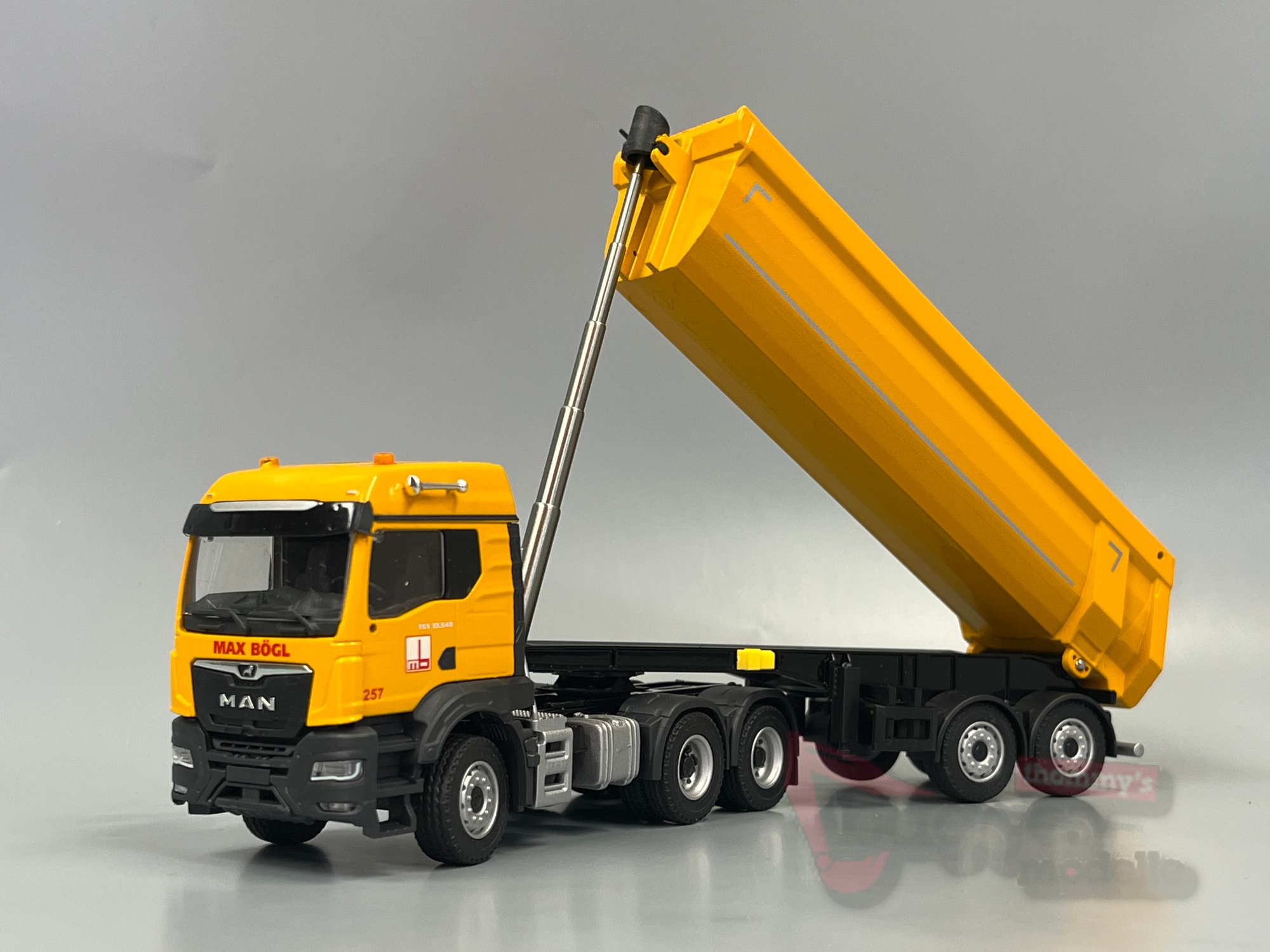 81265-3 -Thommys- MAN TGS TM  Schwarzmüller Kippsattelzug "  "Max Bögl"